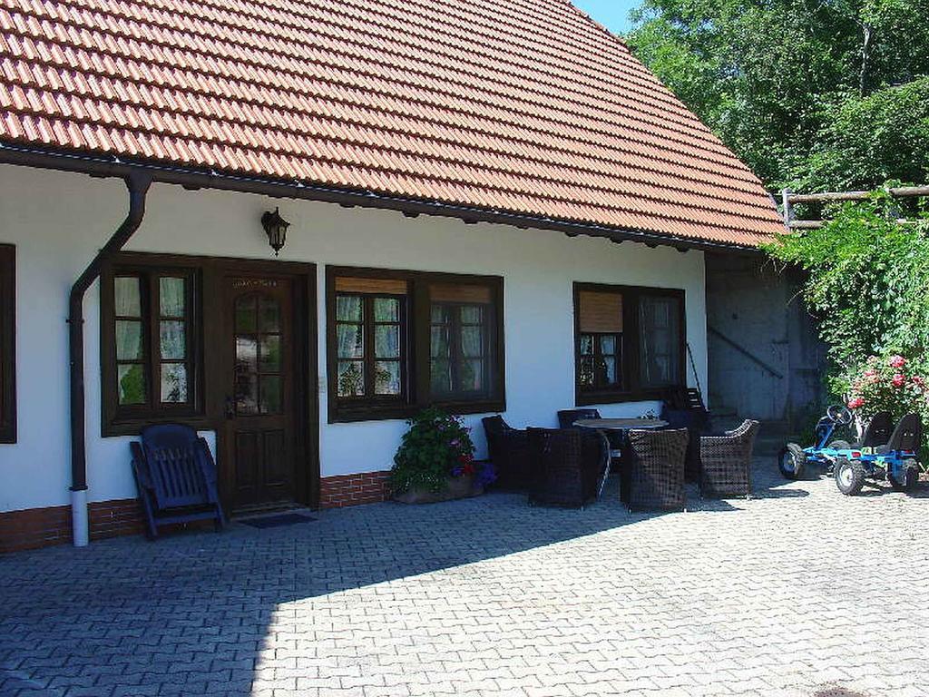 Ferienwohnung Uhlhof Neuenbach Exterior foto